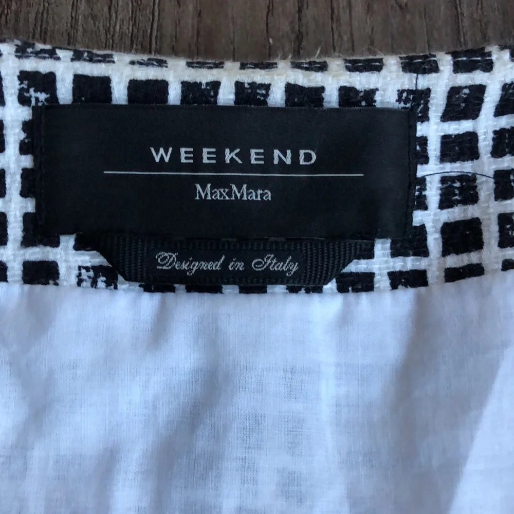 MaxMara weekend sleeveless shift dress with matching coat. - Picture 8 of 12